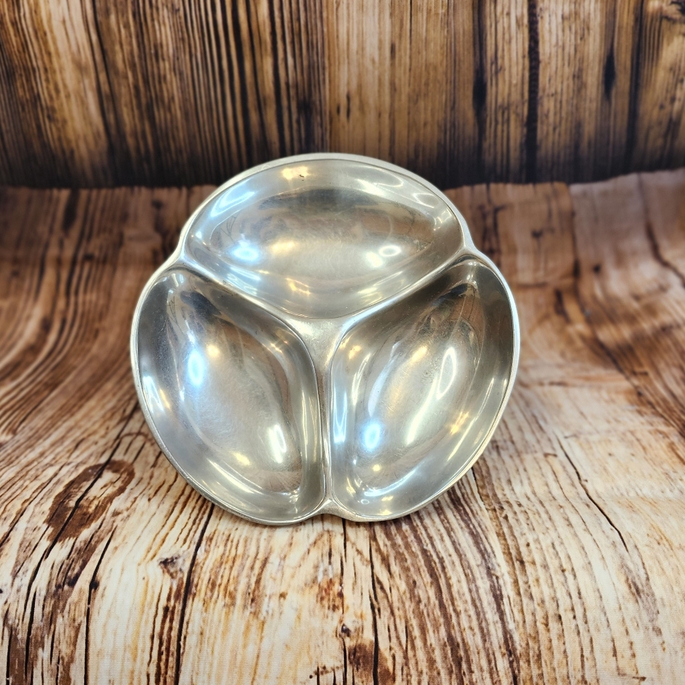 Nambé 589 Tri Slot Bowl